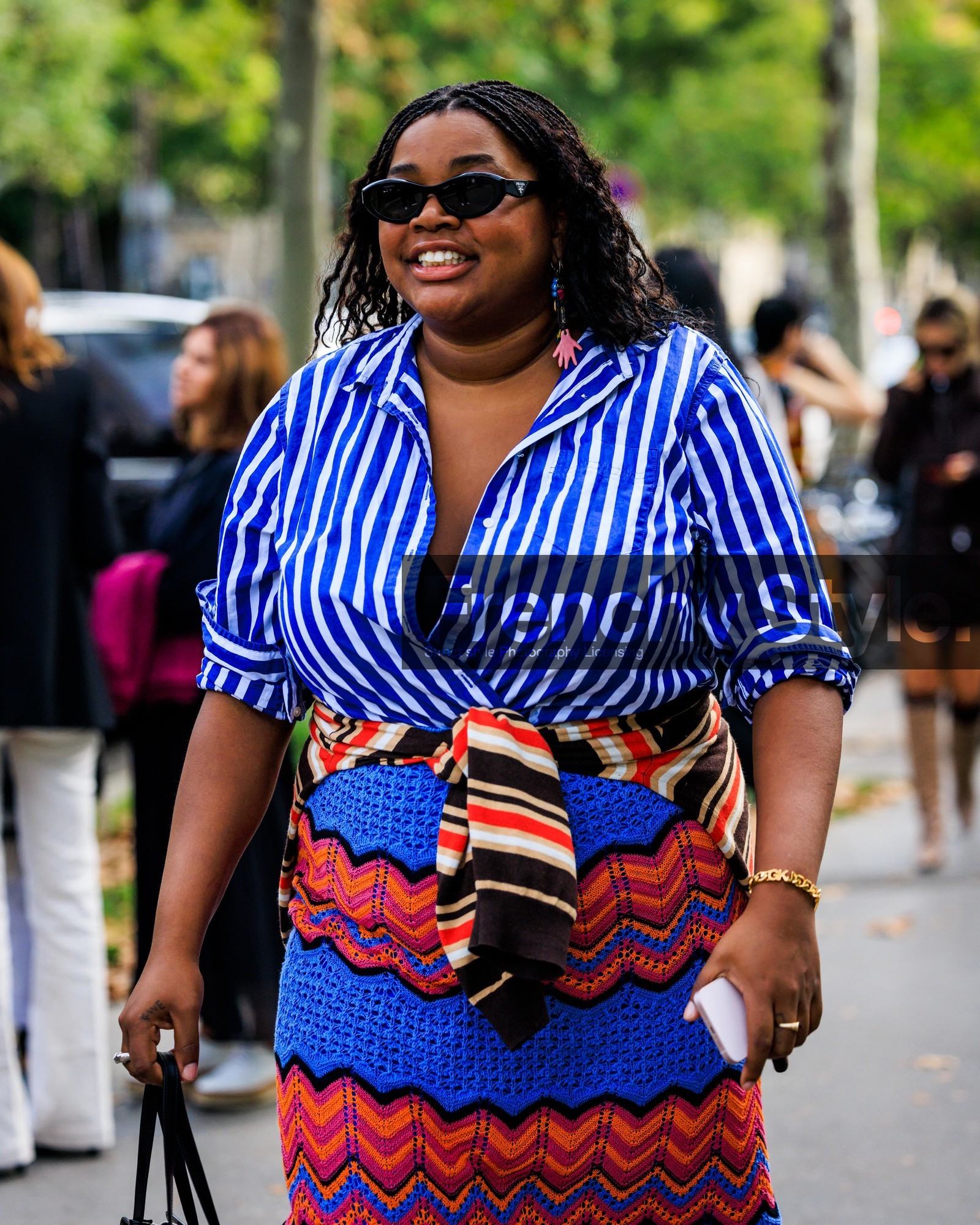 fashion week, frenchystyle, FW, jonathan paciullo, street style, PFW, PARIS, SPRING SUMMER 2024, SS 24, vertical, atmosphere details, detail