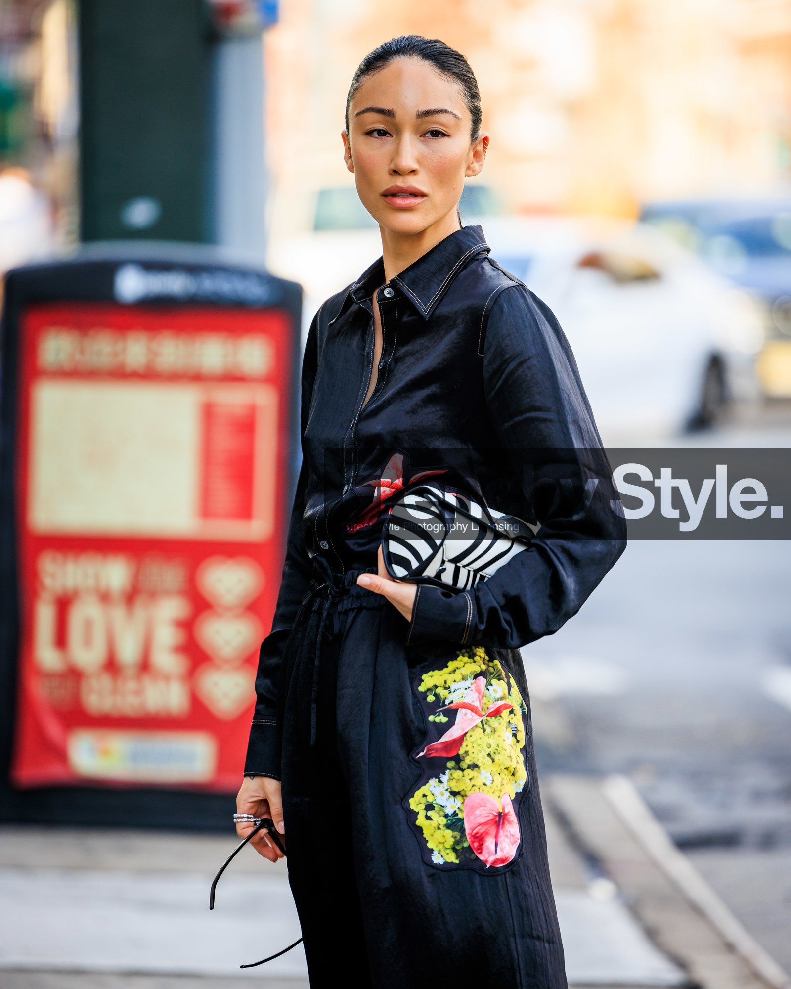 jonathan paciullo, FW, frenchystyle, fashion week, street style, vertical, detail, atmosphere details, NEW YORK, NYFW, SPRING SUMMER 2024, SS 24