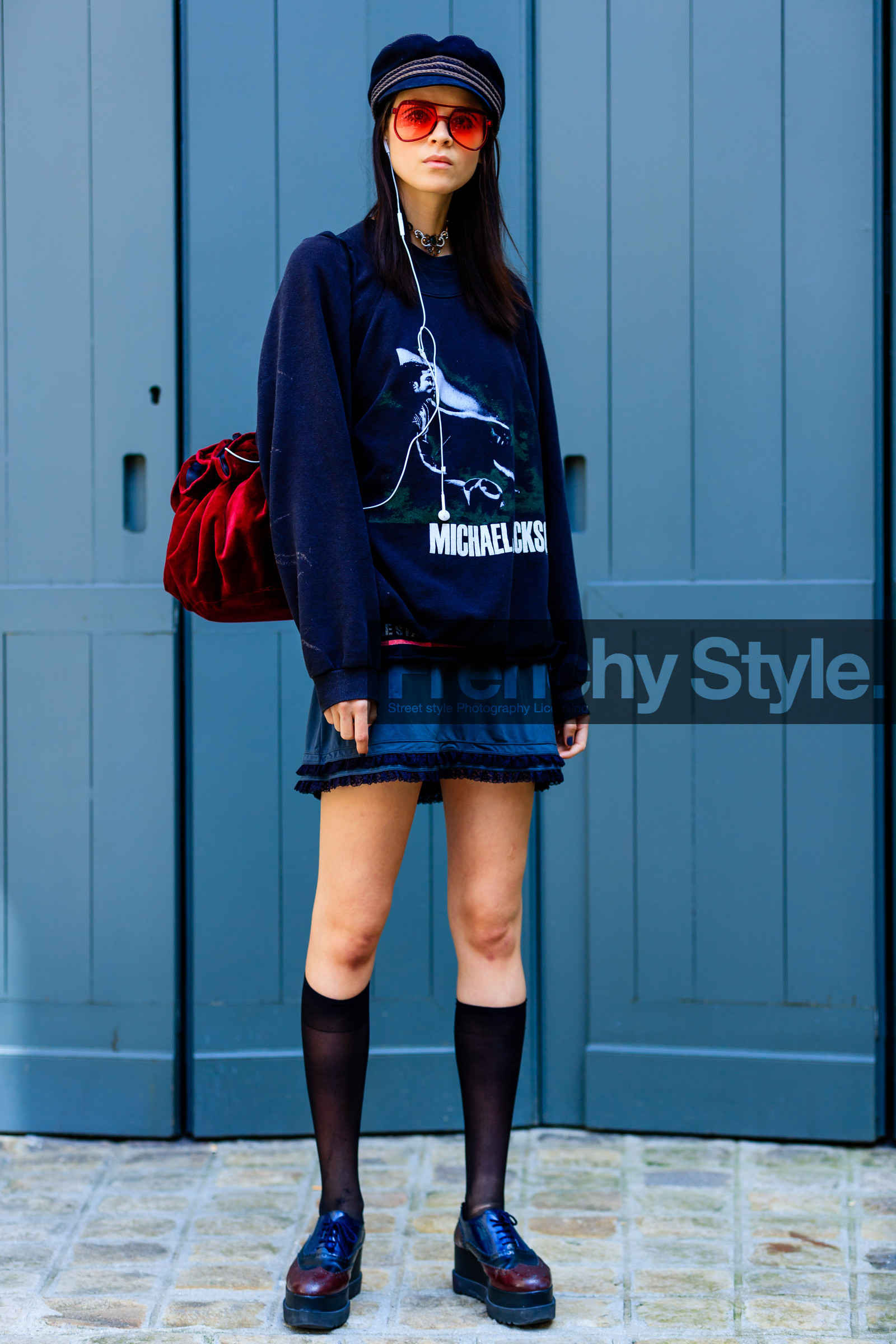 ana cristina, AUTUMN WINTER 2016-2017, AW 16-17, black cap, black socks, black sweater, blue shoes, choker, FALL WINTER 2016-2017, fashion week, frenchystyle, full length, FW, FW 16-17, grey dress, HAUTE COUTURE, high socks, jonathan paciullo, leather shoes, MENSWEAR, model, PARIS, PFW, printed sweater, street style, sunglasses, vertical