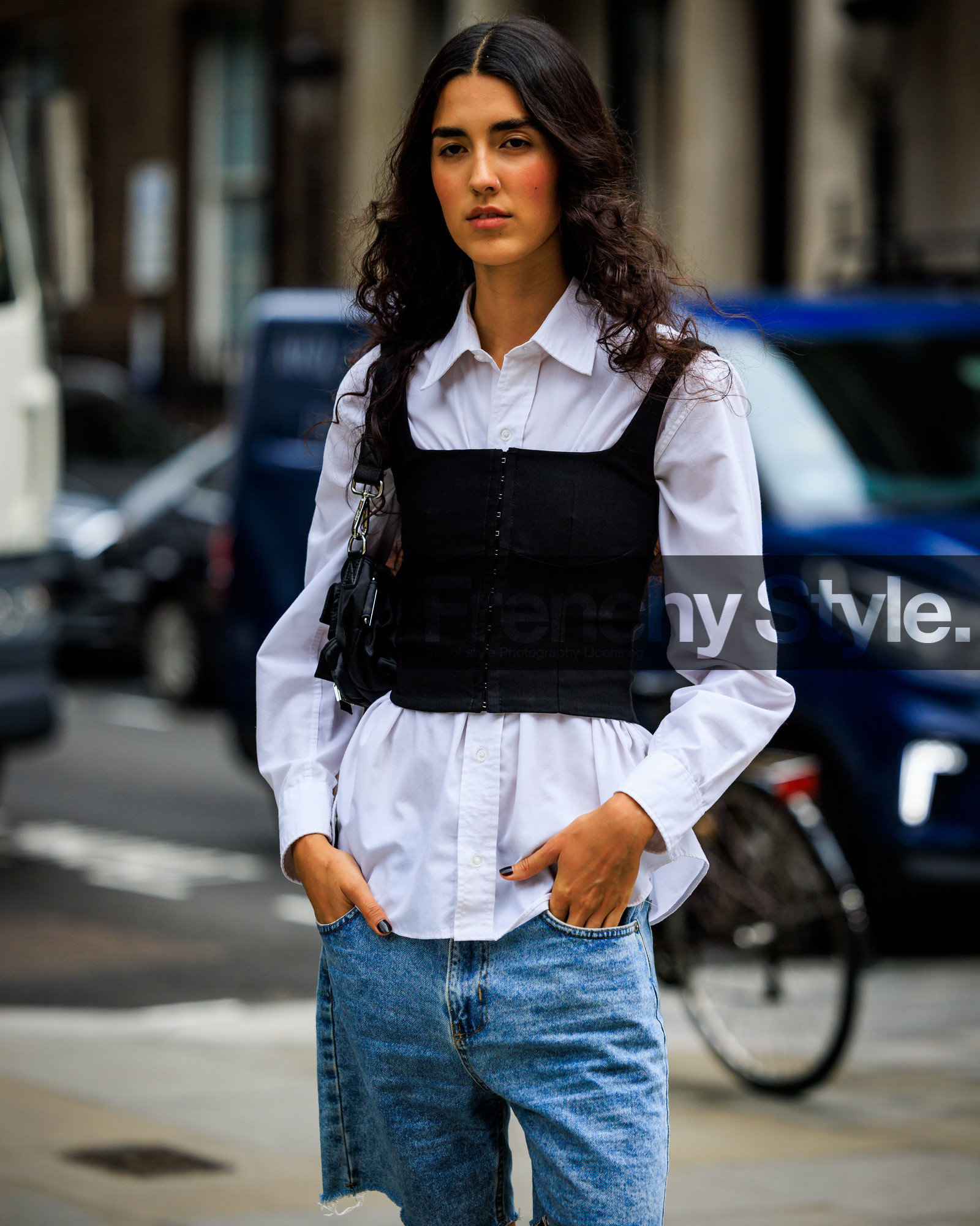 fashion week, frenchystyle, FW, jonathan paciullo, street style, LFW, LONDON, atmosphere details, detail, SPRING SUMMER 2024, SS 24