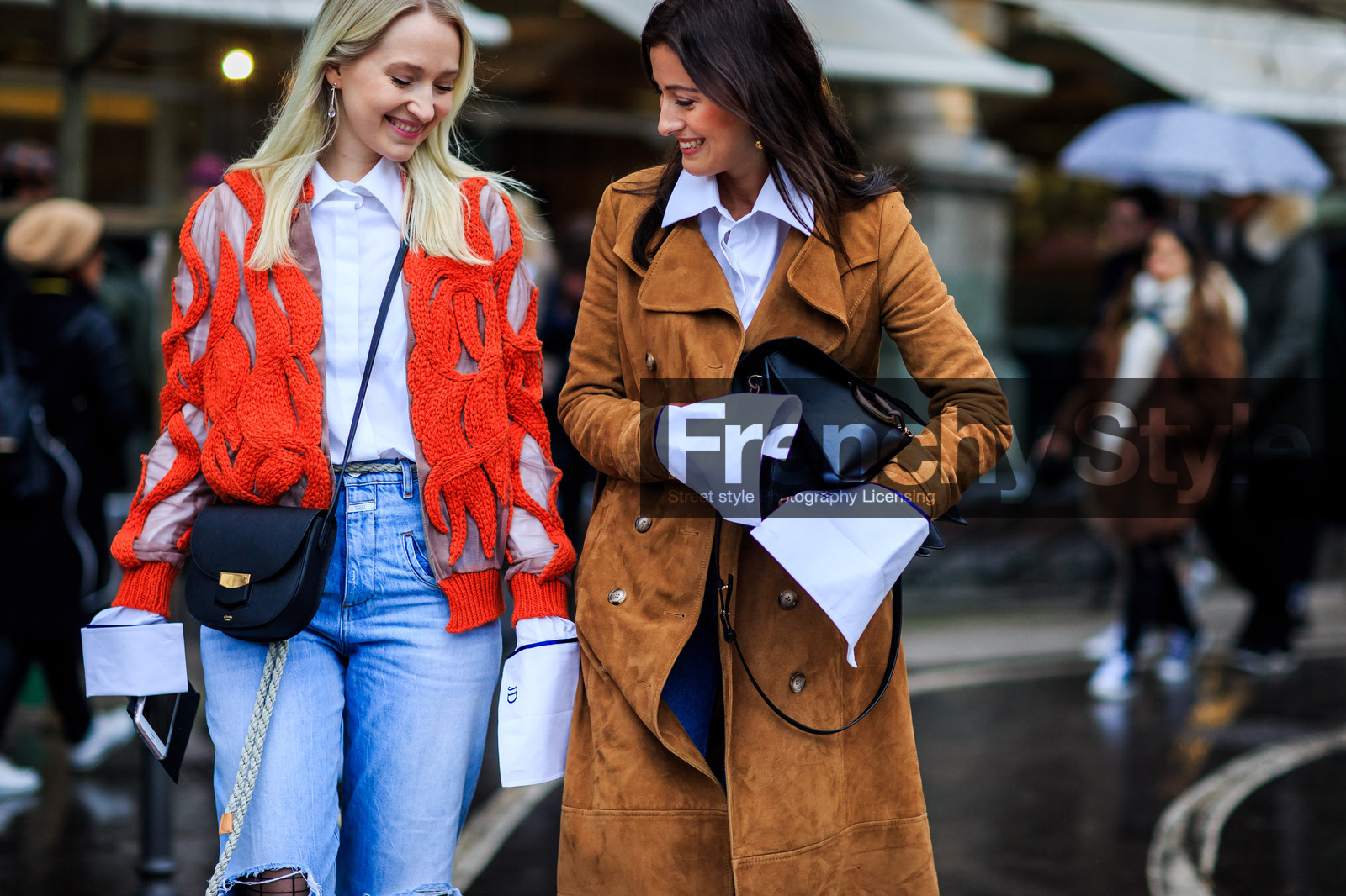 atmosphere details, AUTUMN WINTER 2016-2017, AW 16-17, black bag, blue denim, brown coat, chloe, denim pants, detail, FALL WINTER 2016-2017, fashion week, frenchystyle, FW, FW 16-17, horizontal, jeans, jonathan paciullo, leather bag, leather coat, LFW, LONDON, MENSWEAR, red knit, street style, suede jacket, sylvia haghjoo, trousers, white shirt