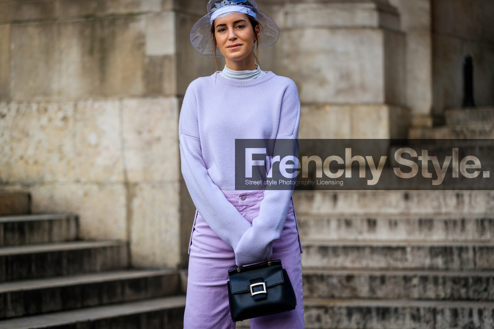 black bag, chanel, denim pants, jeans, leather bag, purple pants, purple sweater, transparent hat, trousers, street style, jonathan paciullo, FW, frenchystyle, fashion week, PFW, PARIS, AUTUMN WINTER 2018-2019, FALL WINTER 2018-2019, FW 18-19, horizontal, atmosphere details, gala gonzalez