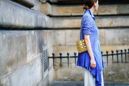 atmosphere details, blue shirt, detail, embroidered bag, fashion week, frenchystyle, FW, gingham, gold bag, horizontal, jonathan paciullo, leather bag, PARIS, PFW, ruffle, ruffled shirt, shiny bag, SPRING SUMMER 2017, SS 17, street style