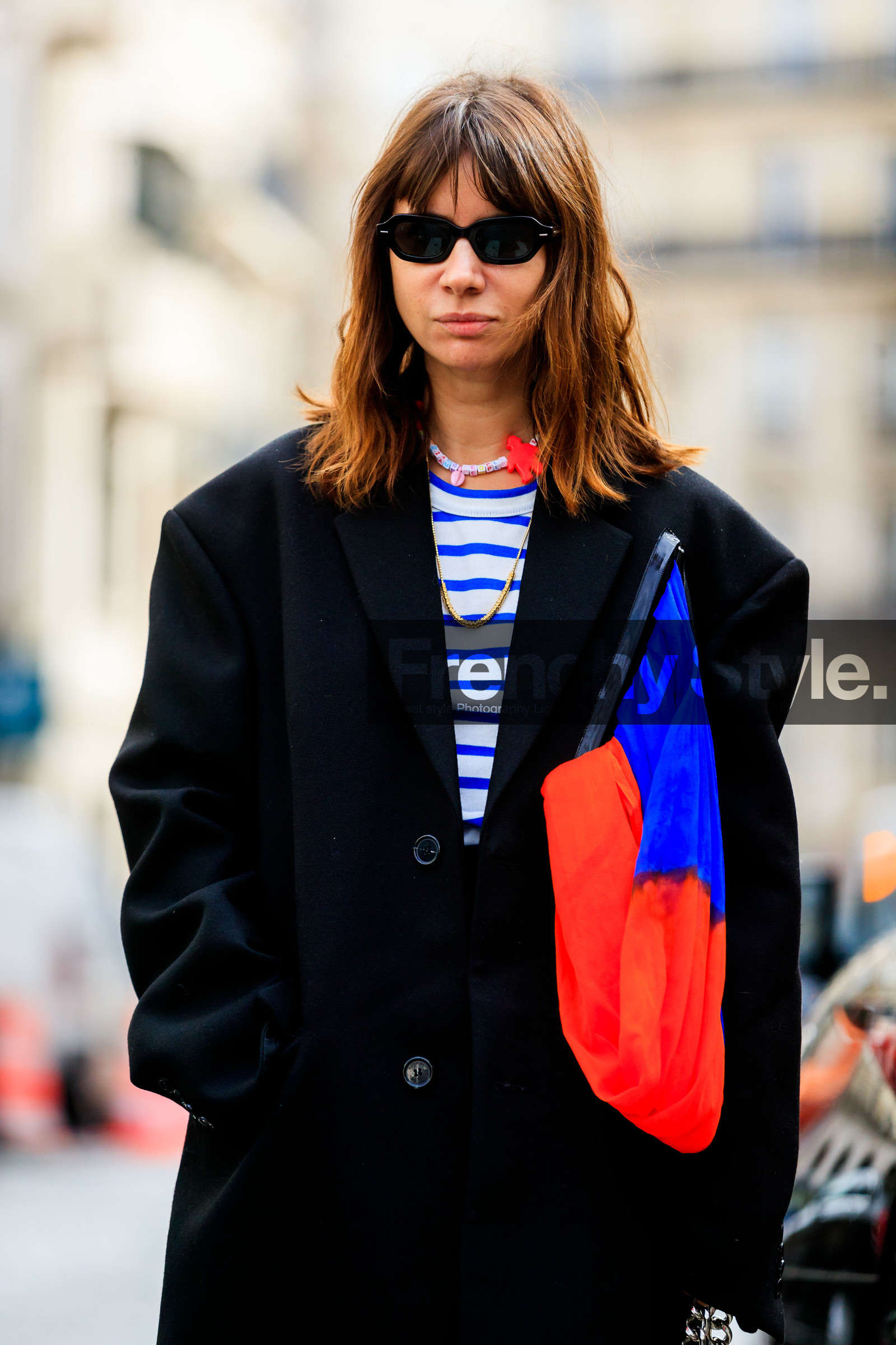 natasha goldenberg, black coat, white t-shirt, striped t-shirt, blue t-shirt, sailor t-shirt, blue coat, red coat, black sunglasses, small sunglasses, fashion week, frenchystyle, FW, jonathan paciullo, street style, PFW, PARIS, FALL WINTER 2020-2021, AUTUMN WINTER 2020-2021, FW 20-21, vertical, atmosphere details, detail
