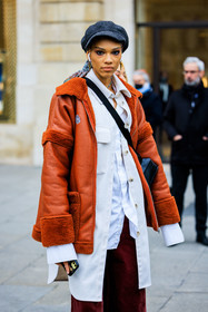 orange jacket, leather jacket, winter jacket, furry jacket, oversized shirt, white shirt, orange pants, grey hat, airpods, black handbag, fashion week, frenchystyle, FW, jonathan paciullo, street style, PARIS, PFW, SPRING SUMMER 2022, SS 22, atmosphere details, detail, vertical, model