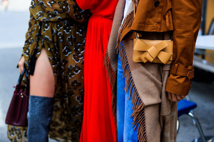 atmosphere details, beige bag, blue denim, bordeaux, brown dress, brown jacket, burgundy, denim pants, detail, eleonora carisi, embroidered dress, evangelie smyrniotaki, fashion week, frenchystyle, FW, graphic dress, horizontal, jeans, jonathan paciullo, leather bag, linda tol, loewe, NEW YORK, NYFW, pleated dress, poncho, printed dress, red bag, red dress, silver shoes, SPRING SUMMER 2018, SS 18, street style, trousers
