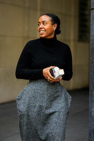balenciaga skirt, black turtleneck, knitted top, sparkling skirt, fashion week, frenchystyle, FW, jonathan paciullo, street style, AUTUMN WINTER 2022-2023, FALL WINTER 2022_2023, FW 22-23, PFW, PARIS, vertical, detail