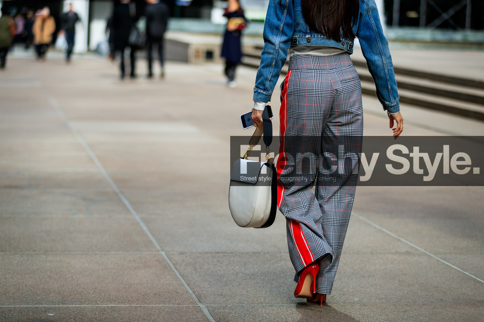 blue jacket, checked, denim jacket, graphic pants, grey pants, high heels, leather bag, leather shoes, plaid, printed pants, red shoes, striped pants, trousers, white bag, street style, jonathan paciullo, FW, frenchystyle, fashion week, NYFW, NEW YORK, AUTUMN WINTER 2018-2019, AW 18-19, FALL WINTER 2018-2019, FW 18-19, atmosphere details, horizontal, detail, elizabeth von der goltz