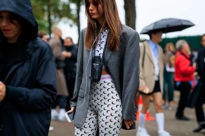 monogrammed pants, monogrammed top, marine serre look, marine serre pants, marine serre top, grey jacket, white pants, white top, tight top, tight pants, cropped top, fashion week, frenchystyle, FW, jonathan paciullo, street style, SPRING SUMMER 2020, SS 20, PFW, PARIS, horizontal, atmosphere details, detail