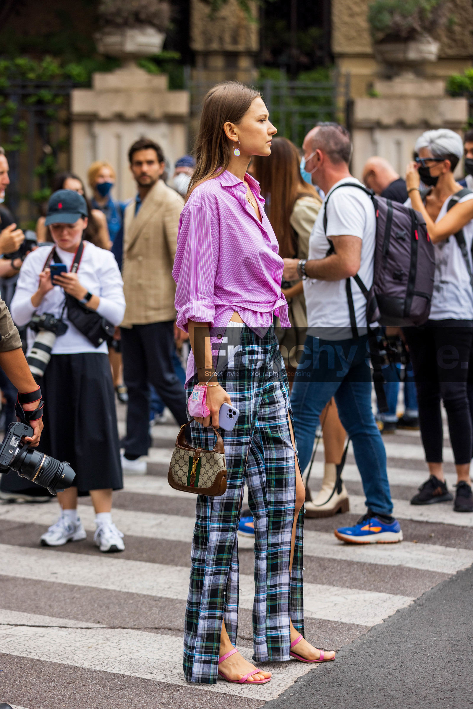 brown bag, check, color, facial mask, fluid pants, gucci bag, leather bag, leather sandals, logo bag, pink sandals, pink shirt, print, printed bag, printed pants, shirt, split, splited pants, striped shirt, stripes, fashion week, frenchystyle, FW, jonathan paciullo, street style, SPRING SUMMER 2022, SS 22, MFW, MILAN, vertical, full length