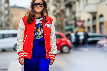 atmosphere details, AUTUMN WINTER 2016-2017, AW 16-17, blue pants, detail, eleonora carisi, embroidered jacket, FALL WINTER 2016-2017, fashion week, frenchystyle, FW, FW 16-17, high waist, horizontal, jonathan paciullo, LFW, LONDON, MENSWEAR, printed t shirt, red boots, red jacket, street style, sunglasses, teddy jacket, trousers, white t shirt, wide pants