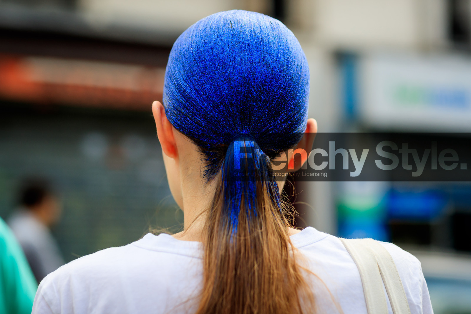blue hair, dyed hair, ponytail, PFW, fashion week, frenchystyle, FW, jonathan paciullo, street style, PARIS, horizontal, atmosphere details, detail, model, AUTUMN WINTER 2018-2019, FALL WINTER 2018-2019, FW 18-19