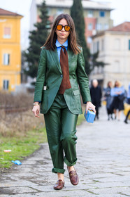 AUTUMN WINTER 2016-2017, AW 16-17, blazer, blue clutch, blue shirt, brown loafers, brown tie, FALL WINTER 2016-2017, fashion week, frenchystyle, full length, FW, FW 16-17, green jacket, green pants, green suit, gucci, jonathan paciullo, leather jacket, leather pants, leather shoes, LFW, LONDON, MENSWEAR, mini bag, mirror effect, natasha goldenberg, street style, sunglasses, trousers, vertical