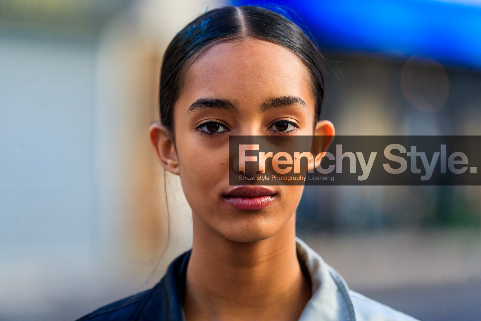 model, mona tougaard, hair details, feather details, feather hair details, make up, make up details, nude make up, close up detail, nose piercing, fashion week, frenchystyle, FW, jonathan paciullo, street style, PFW, PARIS, AUTUMN WINTER 2020-2021, FALL WINTER 2020-2021, FW 20-21, horizontal, detail, atmosphere details