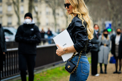 blond hair, black sunglasses, black jacket, leather jacket, classic jeans, mini bag, chanel bag, logo bag, golden watch, bracelet watch, chanel invitation, fashion week, frenchystyle, FW, jonathan paciullo, street style, PARIS, PFW, SPRING SUMMER 2022, SS 22, atmosphere details, detail, horizontal