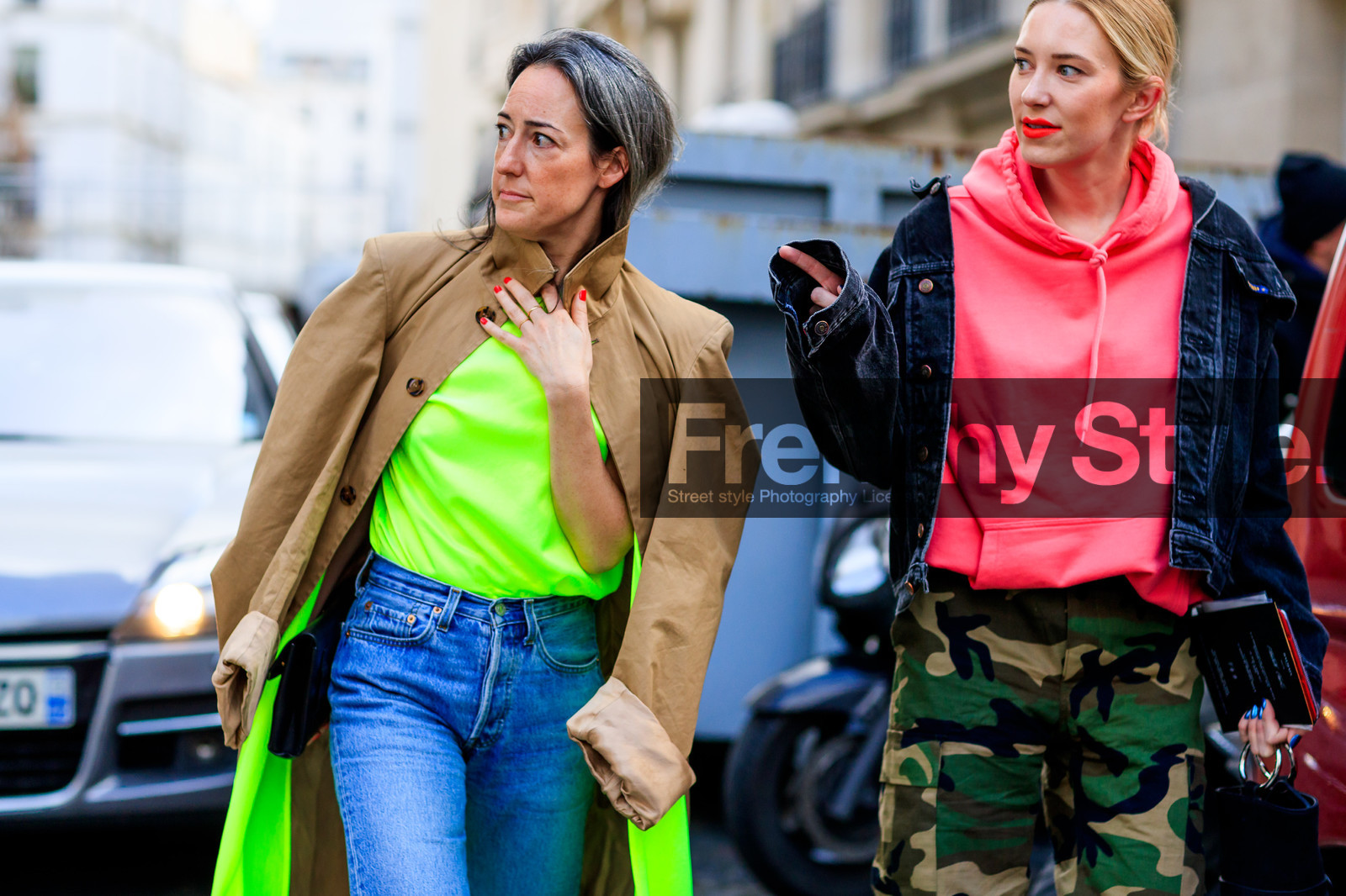 atmosphere details, AUTUMN WINTER 2017-2018, AW 17-18, beige coat, black denim, blue denim, camo pants, camouflage, denim jacket, denim pants, detail, FALL WINTER 2017-2018, fashion week, fluo, frenchystyle, FW, FW 17-18, green pants, green top, hood, horizontal, jeans, jonathan paciullo, military pants, PARIS, PFW, pink sweater, printed pants, street style, trench coat, trousers