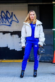 balenciaga, black bag, black shoes, blue pants, blue sweater, fur jacket, high heels, leather bag, leather shoes, studs, sweatpants, trousers, valentino, varnished leather shoes, white fur, white jacket, street style, jonathan paciullo, FW, frenchystyle, fashion week, NYFW, NEW YORK, AUTUMN WINTER 2018-2019, AW 18-19, FALL WINTER 2018-2019, FW 18-19, vertical, full length