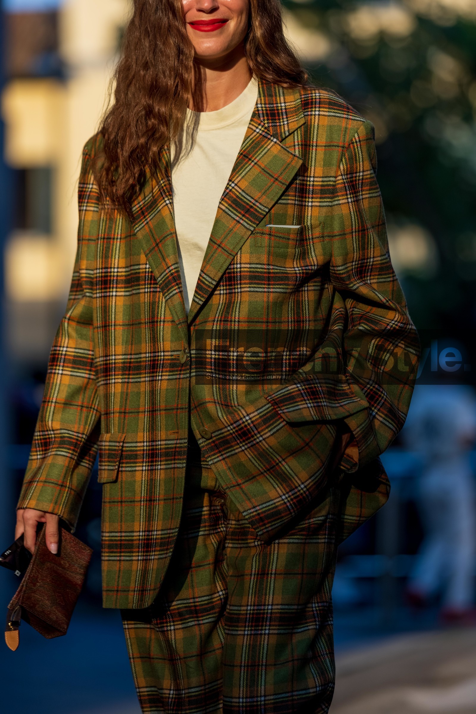 blazer, check, color, Gala Gonzalez, print, suit, tartan blazer, tartan pants, tartan suit, green, fashion week, frenchystyle, FW, jonathan paciullo, street style, MFW, MILAN, SPRING SUMMER 2022, SS 22, vertical, atmosphere details, detail