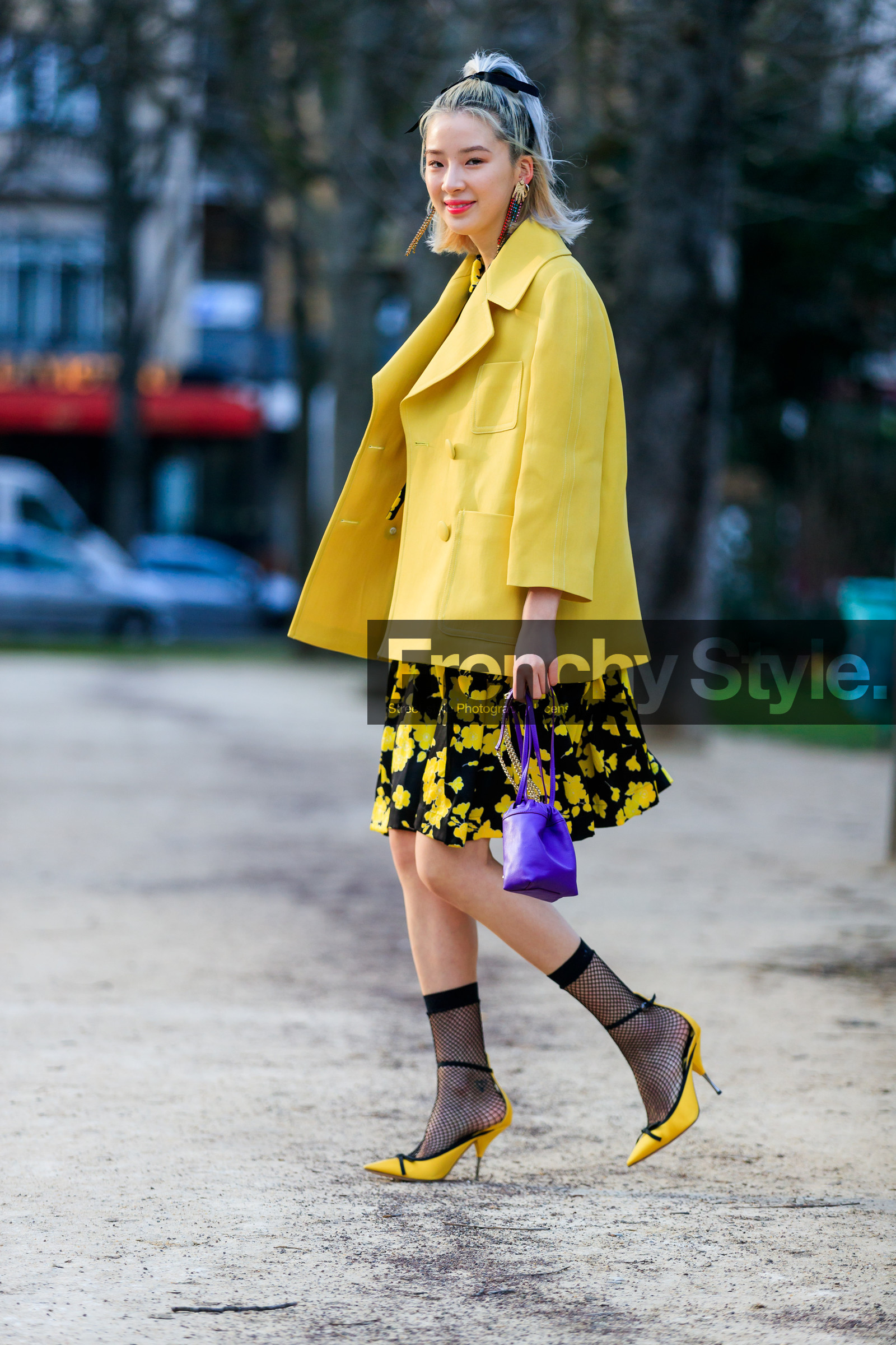 black dress, black socks, fishnet, graphic skirt, high heels, leather bag, leather shoes, printed skirt, purple bag, yellow jacket, yellow shoes, street style, jonathan paciullo, FW, frenchystyle, fashion week, PFW, PARIS, AUTUMN WINTER 2018-2019, FALL WINTER 2018-2019, FW 18-19, vertical, full length, irene kim