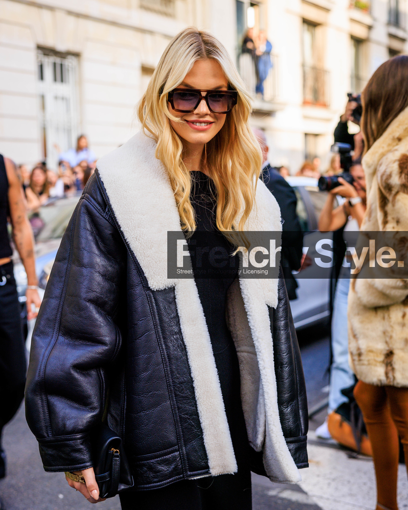 PARIS, PFW, fashion week, frenchystyle, FW, jonathan paciullo, street style, SPRING SUMMER 2024, SS 24, vertical, atmosphere details, detail
