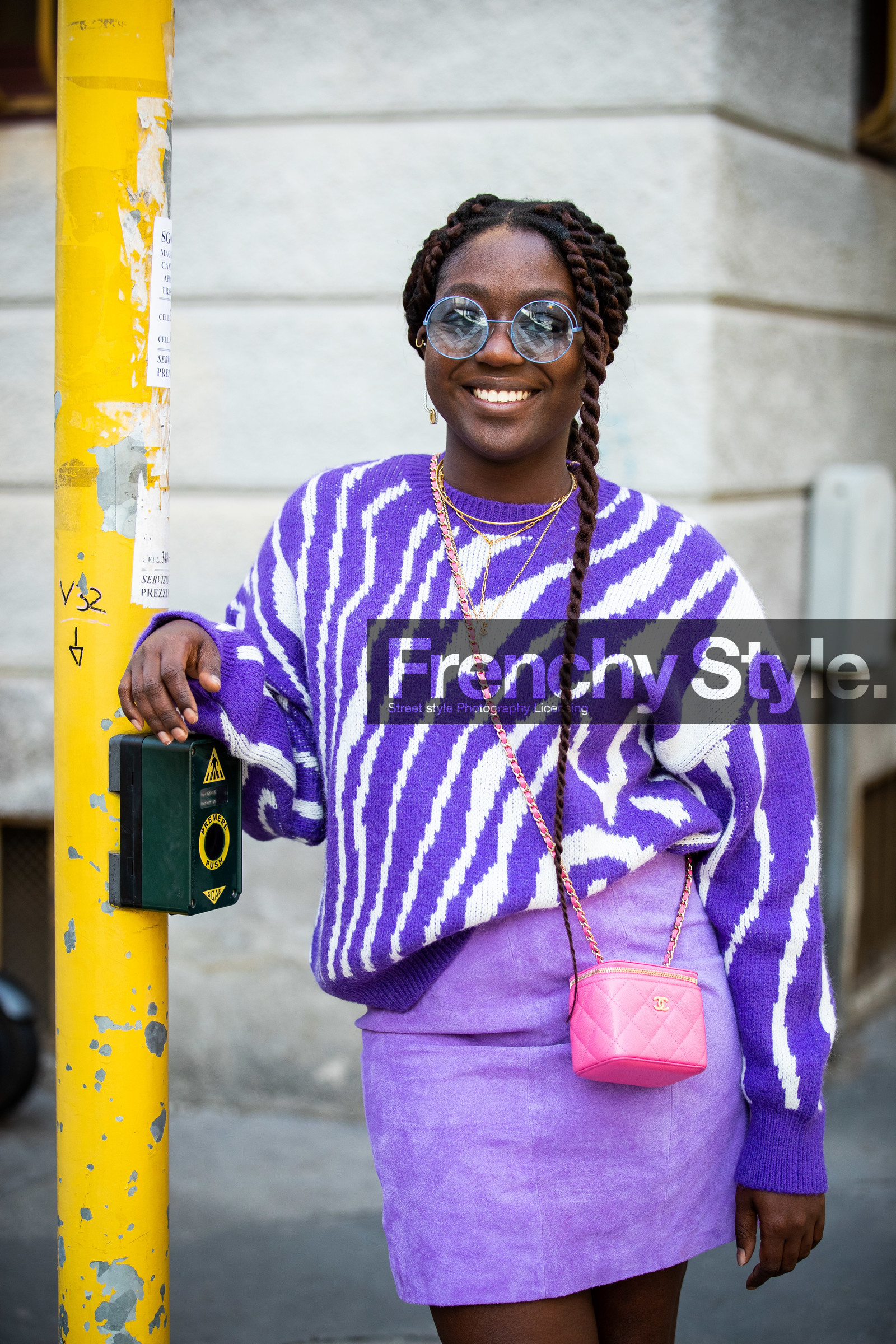 purple skirt, purple pullover, zebra printed pullover, suede skirt, mini skirt, pink leather bag, quilted bag, mini bag, chanel bag, square shape bag, round shape sunglasses, blue sunglasses, striped pullover, purple total look, lois opoku, street style, jonathan paciullo, FW, frenchystyle, fashion week, MFW, MILAN, SPRING SUMMER 2021, SS 21, vertical, detail