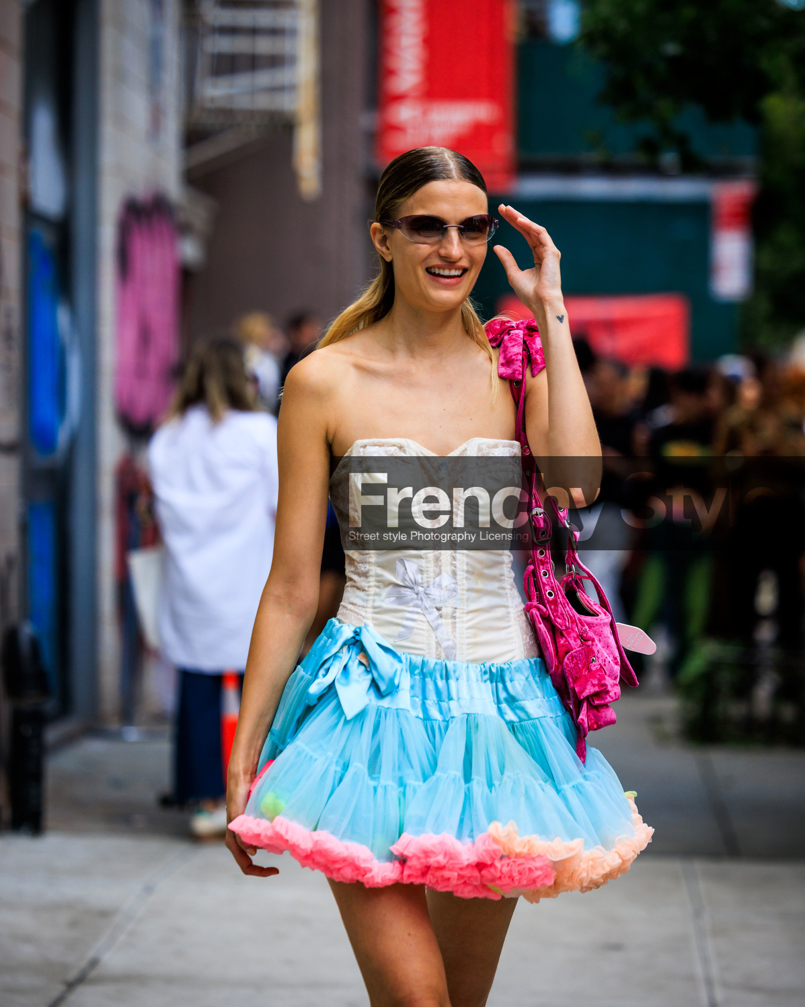 jonathan paciullo, FW, frenchystyle, fashion week, street style, vertical, detail, atmosphere details, NEW YORK, NYFW, SPRING SUMMER 2024, SS 24