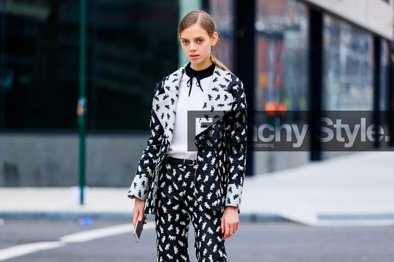 atmosphere details, AUTUMN WINTER 2017-2018, AW 17-18, black and white, black jacket, black pants, bow, bow collar, detail, FALL WINTER 2017-2018, fashion week, frenchystyle, FW, FW 17-18, graphic jacket, graphic pants, graphic suit, horizontal, jonathan paciullo, model, NEW YORK, NYFW, printed jacket, printed pants, printed suit, street style, trousers, white top