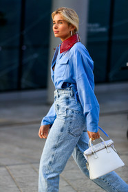 blue denim, blue shirt, denim pants, earrings, jeans, leather bag, maison martin margiela, trousers, white bag, xenia adonts, fashion week, frenchystyle, FW, jonathan paciullo, street style, MFW, MILAN, AUTUMN WINTER 2019-2020, AW 19-20, FALL WINTER 2019-2020, FW 19-20, vertical, atmosphere details, detail