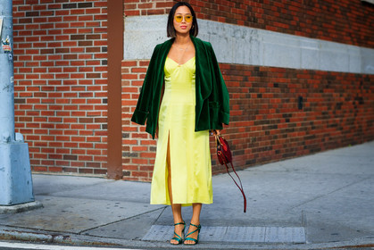 aimee song, atmosphere details, bordeaux, burgundy, chloé, fashion week, frenchystyle, full length, FW, green jacket, green shoes, high heels, horizontal, jonathan paciullo, leather bag, leather shoes, NEW YORK, NYFW, red bag, slip dress, SPRING SUMMER 2018, SS 18, street style, sunglasses, velvet, yellow dress