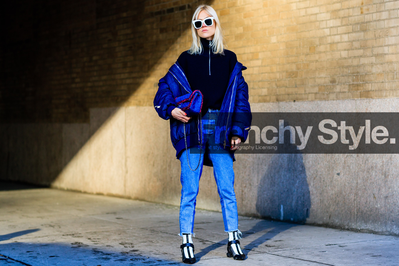 atmosphere details, AUTUMN WINTER 2017-2018, AW 17-18, black sweater, blue bag, blue denim, blue jacket, chanel handbag, denim pants, down jacket, FALL WINTER 2017-2018, fashion week, frenchystyle, full length, FW, FW 17-18, graphic shoes, horizontal, jeans, jonathan paciullo, leather bag, leather shoes, linda tol, louis vuitton, NEW YORK, NYFW, street style, sunglasses, trousers