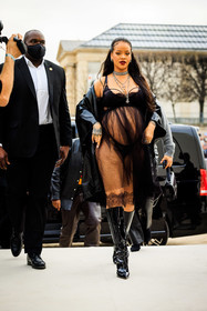 pattent boots, high heeled boots, black pattent jacket, black bra, black dress, tulle dress, multiple necklaces, long hair, burgundy lips, make up, rihanna, fashion week, frenchystyle, FW, jonathan paciullo, street style, AUTUMN WINTER 2022-2023, FALL WINTER 2022_2023, FW 22-23, PFW, PARIS, vertical, full length