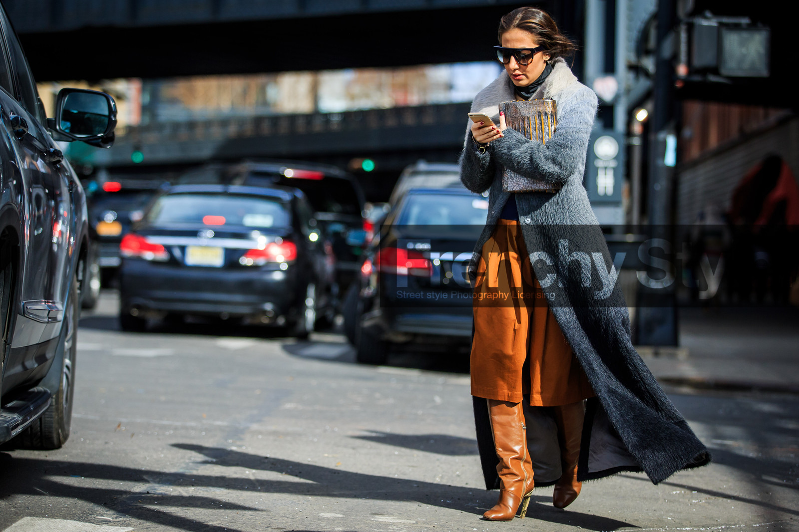 animal print, atmosphere details, AUTUMN WINTER 2016-2017, AW 16-17, black scarf, camel boots, camel pants, fashion week, frenchystyle, full length, fur coat, FW, FW 16-17, grey coat, high boots, high heels, horizontal, jonathan paciullo, leather boots, leather clutch, nausheen shah, NEW YORK, NYFW, snake print, street style, woman
