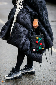 moncler coat, black coat, down jacket, laced coat, brocart coat, nike shoes, black sneackers, grey sneakers, light grey sneakers, black tights, black bag, floral embroidered bag, hand bag, close up detail, legs detail, shoes detail, bag detail, asymetrical coat, oversize coat, fashion week, frenchystyle, FW, jonathan paciullo, street style, AUTUMN WINTER 2020-2021, FALL WINTER 2020-2021, FW 20-21, vertical, atmosphere details, detail, NYFW, NEW YORK