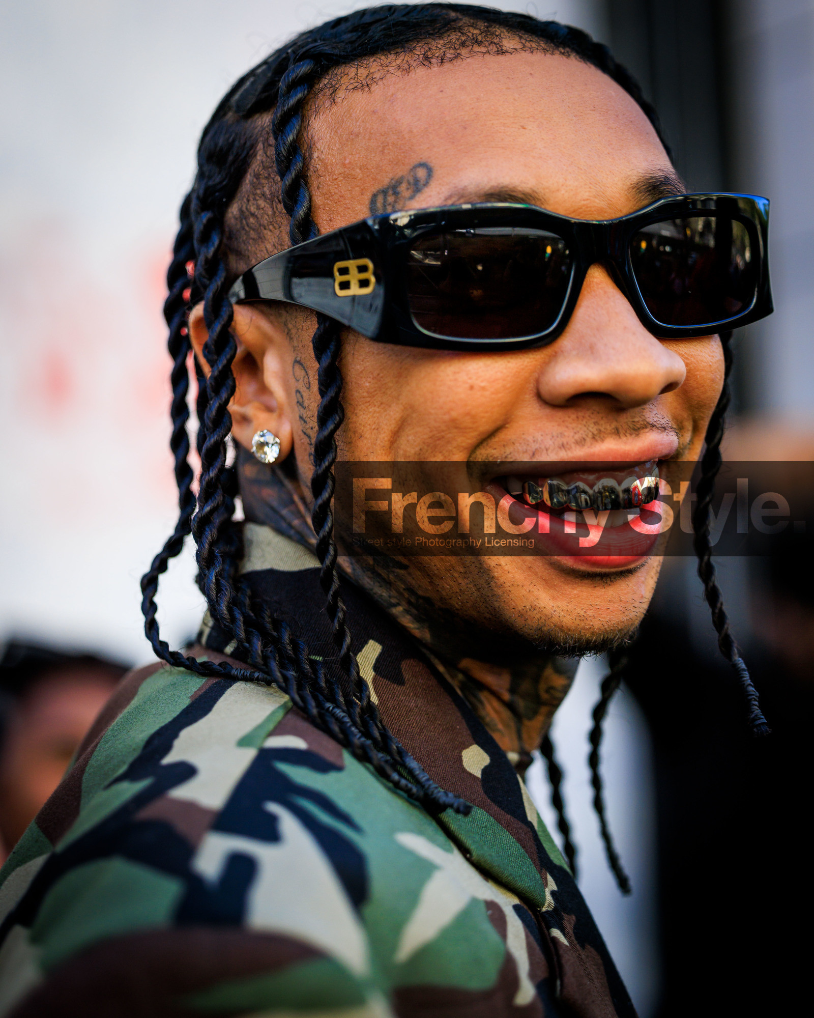 PARIS, PFW, fashion week, frenchystyle, FW, jonathan paciullo, street style, SPRING SUMMER 2024, SS 24, vertical, atmosphere details, detail