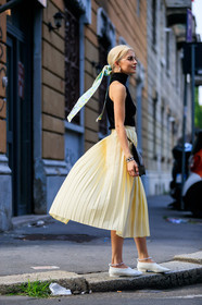 black bag, black top, blue scarf, caro daur, earrings, headscarf, leather bag, pleated skirt, sunglasses, yellow skirt, black bag, black top, caro daur, earrings, leather bag, leather shoes, pleated skirt, sunglasses, white shoes, yellow skirt, fashion week, frenchystyle, FW, jonathan paciullo, street style, MFW, MILAN, SPRING SUMMER 2019, SS 19, vertical, full length