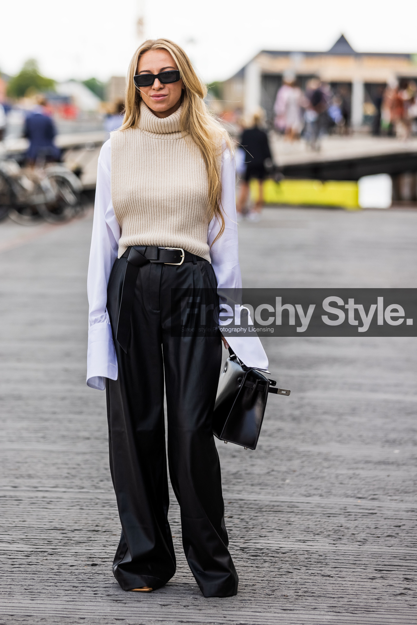 Sandra Hagelstam, black leather bag, black leather belt, black leather pants, black sunglasses, loose pants, oversize pants, carrot pants, white pullover, white shirt, oversize shirt, turtleneck pullover, sleeveless pullover, hermes bag, kelly hermes bag, square shape glasses, fashion week, frenchystyle, FW, jonathan paciullo, street style, SPRING SUMMER 2022, SS 22, COPENHAGEN, CPHFW, vertical, full length