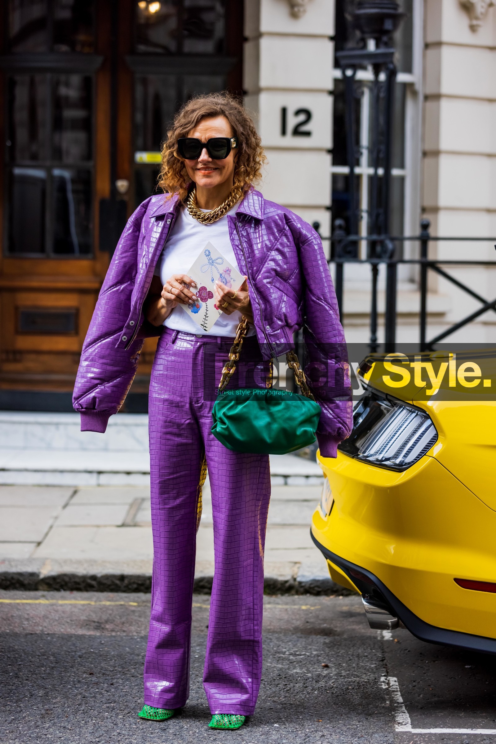 white, tshirt, sunglasses, necklace, purple, bomber jacket, high waisted, trousers, bottega veneta, heeled sandals, fashion week, frenchystyle, FW, jonathan paciullo, street style, SS 22, SPRING SUMMER 2022, LFW, LONDON, vertical, atmosphere details, detail