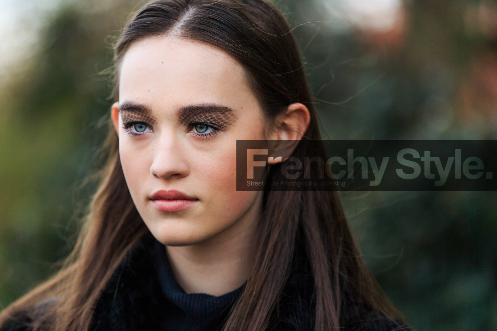 atmosphere details, AUTUMN WINTER 2016-2017, AW 16-17, black fur, black jacket, detail, elizabeth davison, eyeshadow, FALL WINTER 2016-2017, fashion week, frenchystyle, fur jacket, FW, FW 16-17, horizontal, jonathan paciullo, long hair, model, natural, PARIS, PFW, portrait, skincare, street style