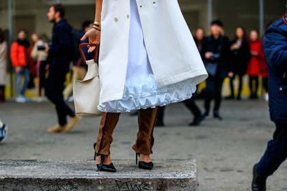 black shoes, brown pants, high heels, leather bag, leather shoes, necklace, nina suess, sunglasses, white bag, white coat, white dress, street style, jonathan paciullo, FW, frenchystyle, fashion week, MFW, MILAN, AUTUMN WINTER 2019-2020, AW 19-20, FALL WINTER 2019-2020, FW 19-20, atmosphere details, detail, horizontal