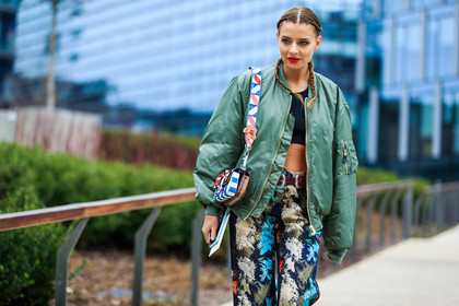 atmosphere details, AUTUMN WINTER 2016-2017, AW 16-17, black tank top, blue, bomber jacket, bordeaux, braids, burgundy, crop top, detail, embroidered pants, FALL WINTER 2016-2017, fashion week, frenchystyle, FW, FW 16-17, graphic pants, green, green jacket, grey, horizontal, jonathan paciullo, kaki, kaki jacket, leather belt, LFW, LONDON, MENSWEAR, multicolor, multicolor pants, orange, pink, printed pants, red, red belt, red lips, street style, trousers, turquoise, yellow