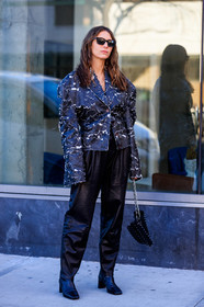 black sunglasses, black leather jacket, black leather pants, black leather bag, black leather boots, black suede bag, paco rabanne bag, carrot pants, used jacket, fashion week, frenchystyle, FW, jonathan paciullo, street style, AUTUMN WINTER 2020-2021, FALL WINTER 2020-2021, FW 20-21, vertical, full length, NYFW, NEW YORK
