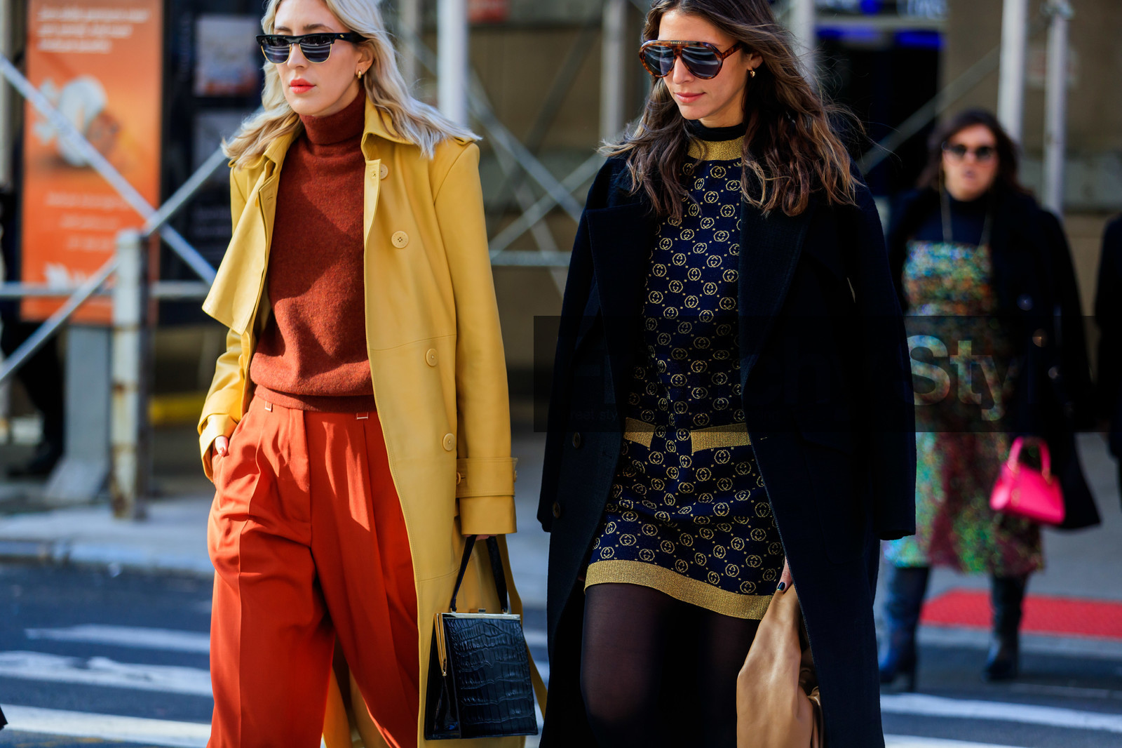 jen wonders, gucci dress, bottega veneta bag, camel leather bag, navy blue dress, golden dress, monogrammed dress, knit dress, knitwear, mini dress, black tights, black coat, gucci sunglasses, aviator sunglasses, scale sunglasses, big sunglasses, yellow leather trench coat, light beige leather trenchcoat, orange pants, orange pullover, tailored pants, loose pants, turtleneck pullover, black leather bag, celine bag, animal skin bag, hand bag, black sunglasses, metalic frame sunglasses, fashion week, frenchystyle, FW, jonathan paciullo, street style, FALL WINTER 2020-2021, AUTUMN WINTER 2020-2021, FW 20-21, horizontal, atmosphere details, detail, NYFW, NEW YORK