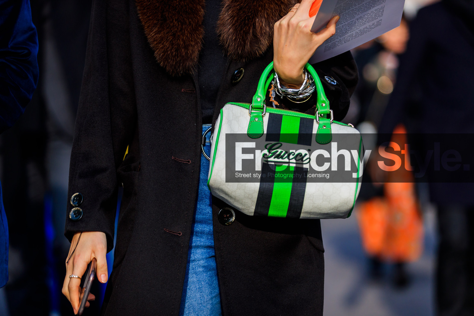 blue denim, denim pants, graphic bag, gucci, jeans, leather bag, printed bag, trousers, black jacket, brown fur, fur collar, green, white bag, fashion week, frenchystyle, FW, jonathan paciullo, street style, MFW, MILAN, AUTUMN WINTER 2018-2019, FALL WINTER 2018-2019, FW 18-19, horizontal, atmosphere details