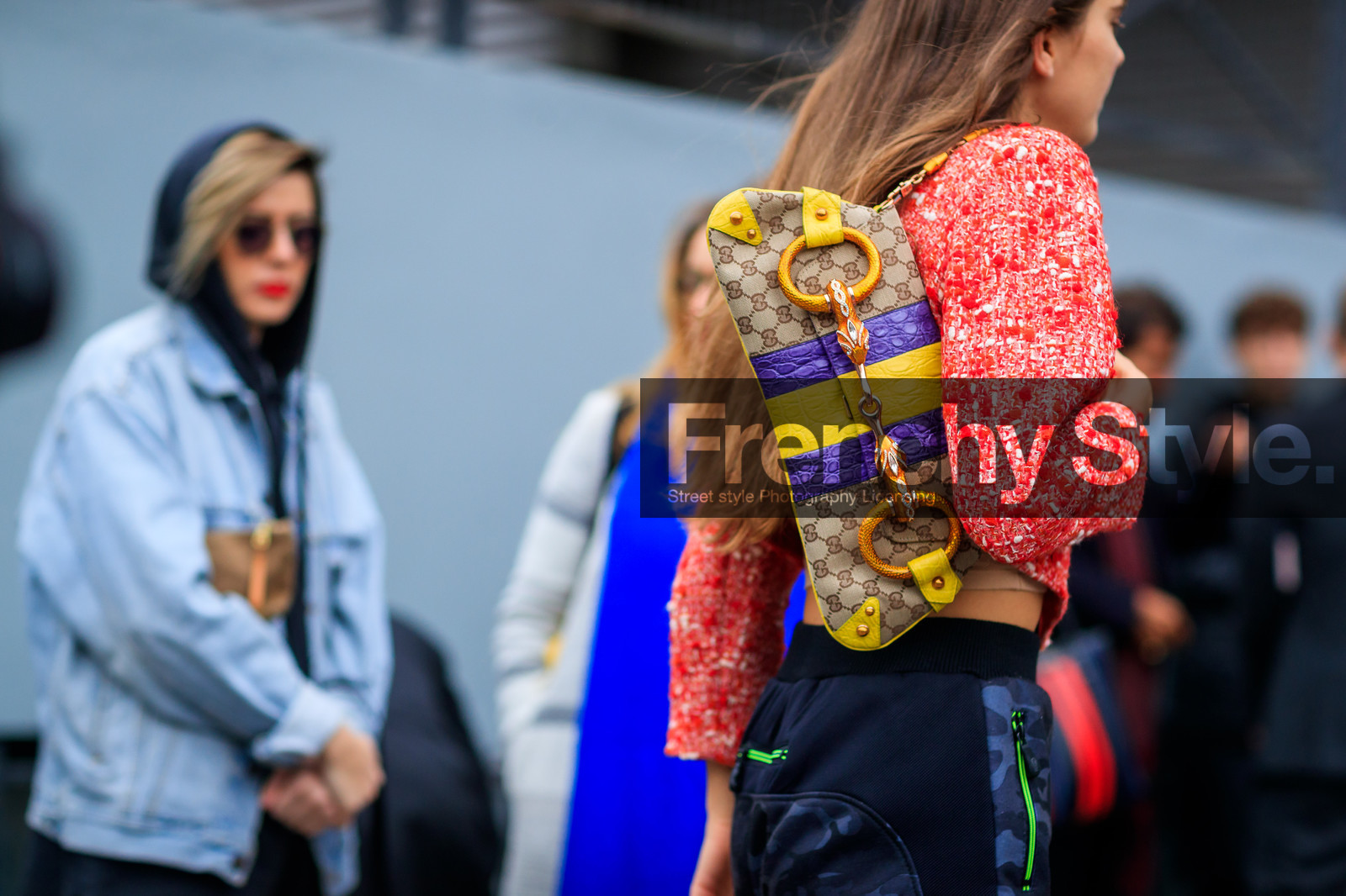 atmosphere details, beige bag, black pants, detail, fashion week, frenchystyle, FW, graphic bag, graphic shirt, gucci, horizontal, jonathan paciullo, leather bag, monogram, PARIS, PFW, printed bag, printed shirt, purple, red, red shirt, SPRING SUMMER 2018, SS 18, street style, sweatpants, trousers, yellow, ursina gysi