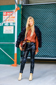 ada kokosar, beige boots, black jacket, black pants, brown bag, brown top, fashion week, frenchystyle, full length, FW, golden belt, hermès, high heels, jonathan paciullo, leather bag, leather shoes, NEW YORK, NYFW, over the shoulder, SPRING SUMMER 2018, SS 18, street style, trousers, vertical, vinyl
