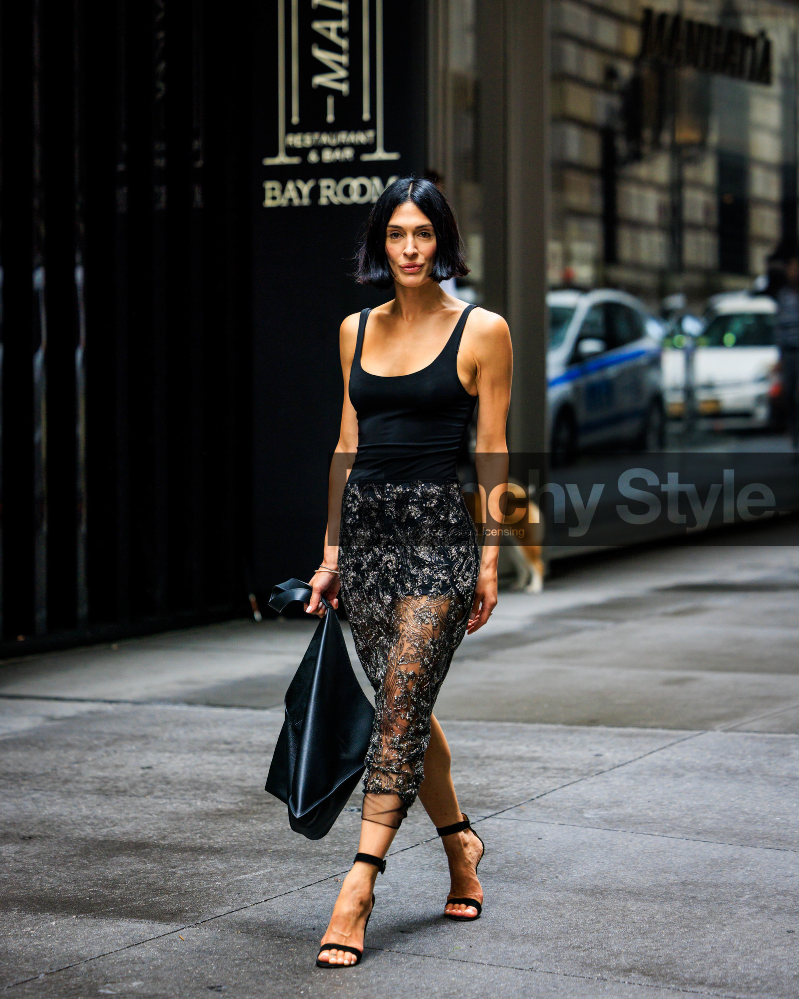 jonathan paciullo, FW, frenchystyle, fashion week, street style, vertical, detail, atmosphere details, NYFW, NEW YORK, SPRING SUMMER 2024, SS 24