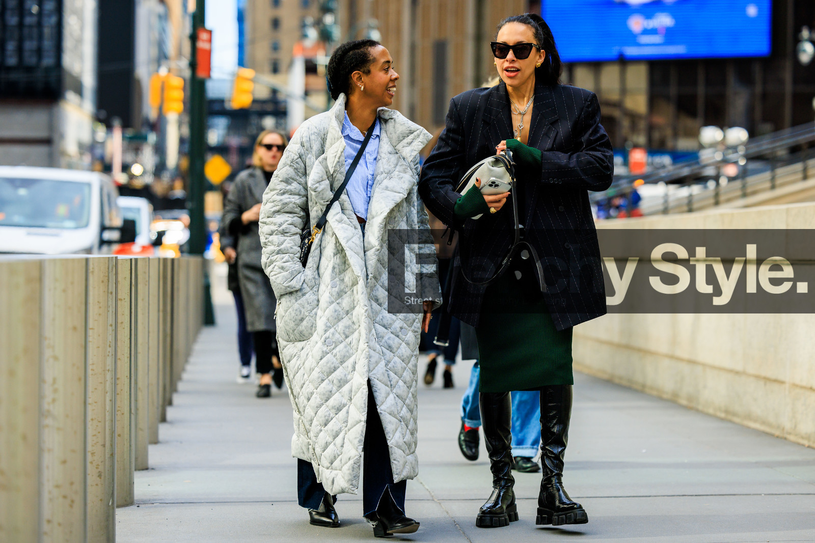 silver puffy maxi coat, blue stripe shirt, chunky black boots, black full look, black sunglasses, black oversized jacket, black high knee boots, fashion week, frenchystyle, FW, jonathan paciullo, street style, NYFW, NEW YORK, AUTUMN WINTER 2022-2023, FALL WINTER 2022_2023, FW 22-23, atmosphere details, horizontal, full length