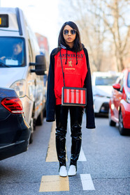 AUTUMN WINTER 2017-2018, AW 17-18, balenciaga, black pants, FALL WINTER 2017-2018, fashion week, frenchystyle, full length, FW, FW 17-18, hood, hoodie, jonathan paciullo, leather bag, leather pants, leather shoes, leather sneakers, MFW, MILAN, printed bag, red bag, red sweater, street style, striped bag, sunglasses, trousers, vertical, vêtements, white sneakers
