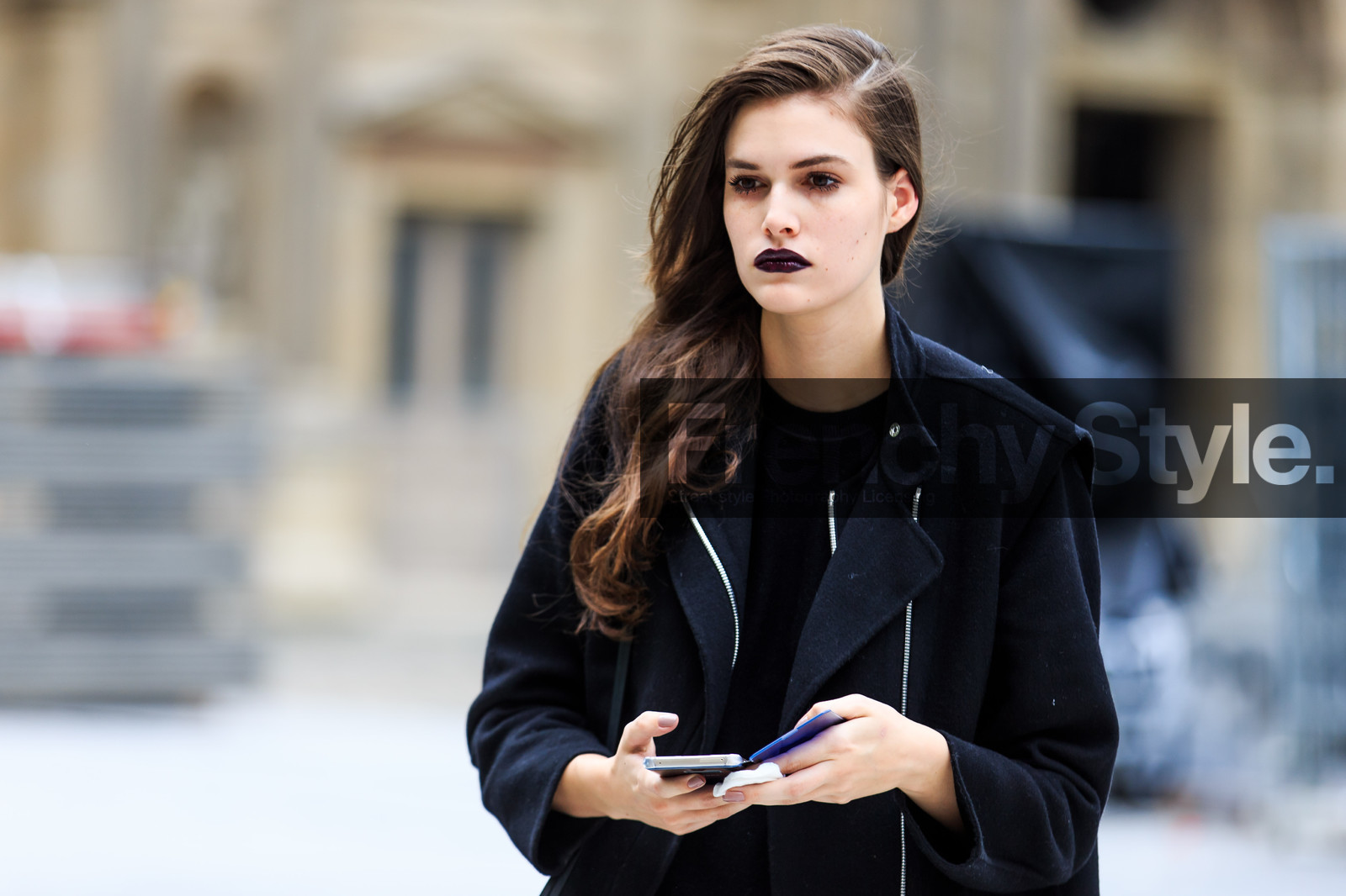 atmosphere details, AUTUMN WINTER 2016-2017, AW 16-17, black coat, dark lips, detail, FALL WINTER 2016-2017, fashion week, frenchystyle, FW, FW 16-17, horizontal, jonathan paciullo, long hair, model, PARIS, PFW, portrait, street style