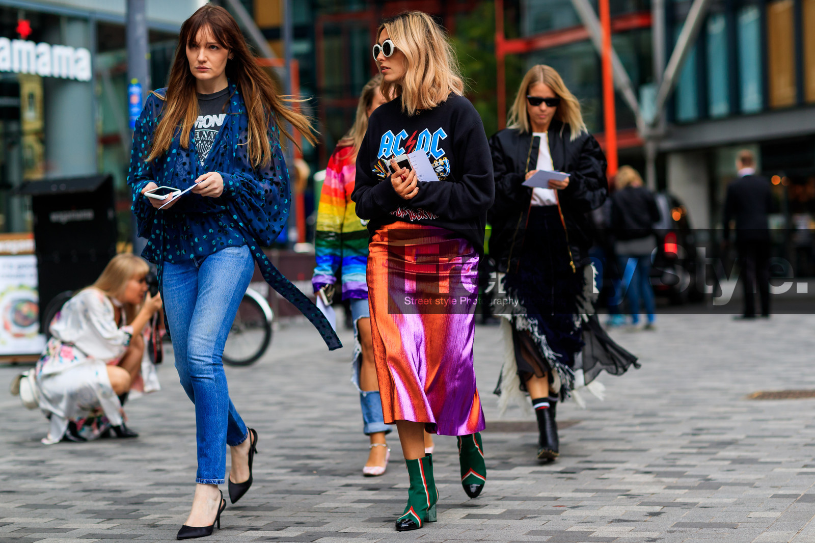 atmosphere details, black shoes, black sweater, blue denim, blue top, denim pants, emili sindlev, fashion week, frenchystyle, full length, FW, graphic shoes, green boots, high heels, horizontal, jeans, jonathan paciullo, leather bag, leather shoes, LFW, LONDON, metallic skirt, orange skirt, polka dot, printed boots, printed sweater, printed top, shiny skirt, SPRING SUMMER 2018, SS 18, street style, trousers